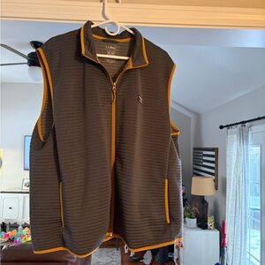 Beautiful L.L. Bean Charcoal vest Men’s XXL GREAT CONDITION